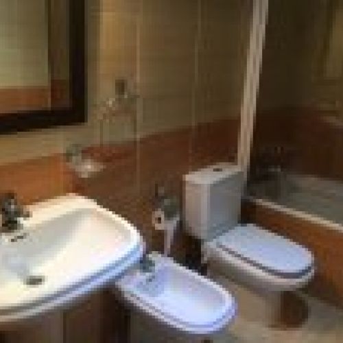 PISO EN ALQUILER ZONA DEVIS