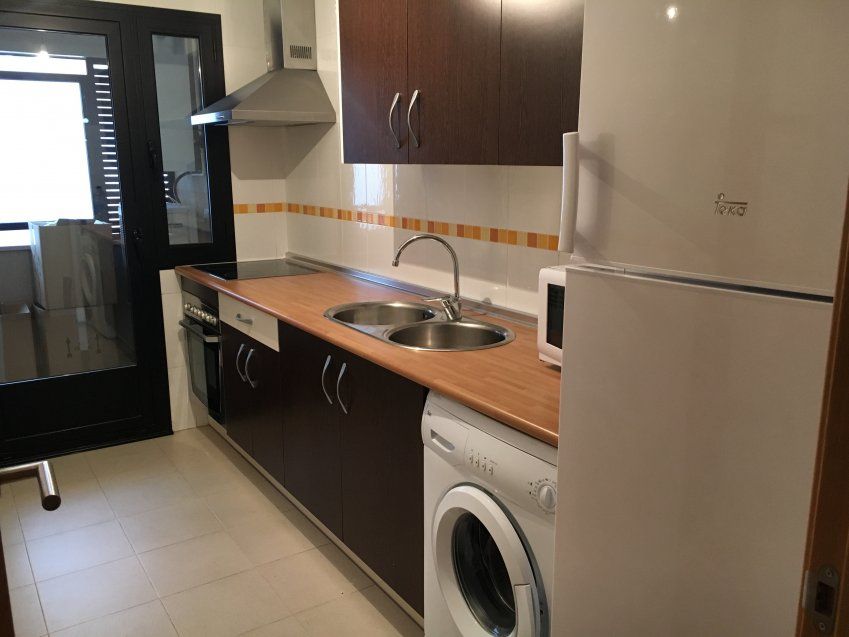 PISO EN ALQUILER ZONA DEVIS